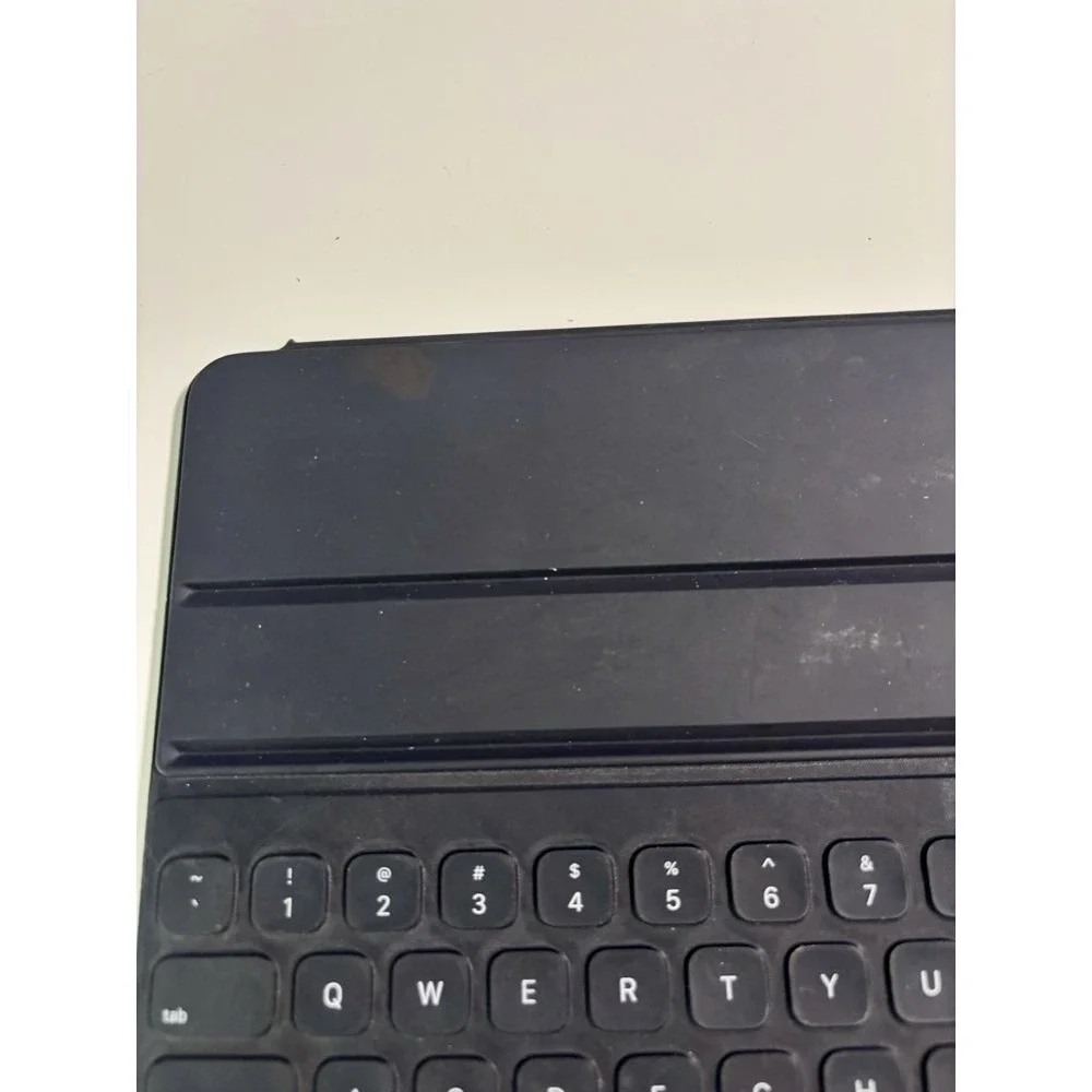 Apple Smart Keyboard Folio iPad Pro 11 Air 4/5 Black Magnetic Case A2038